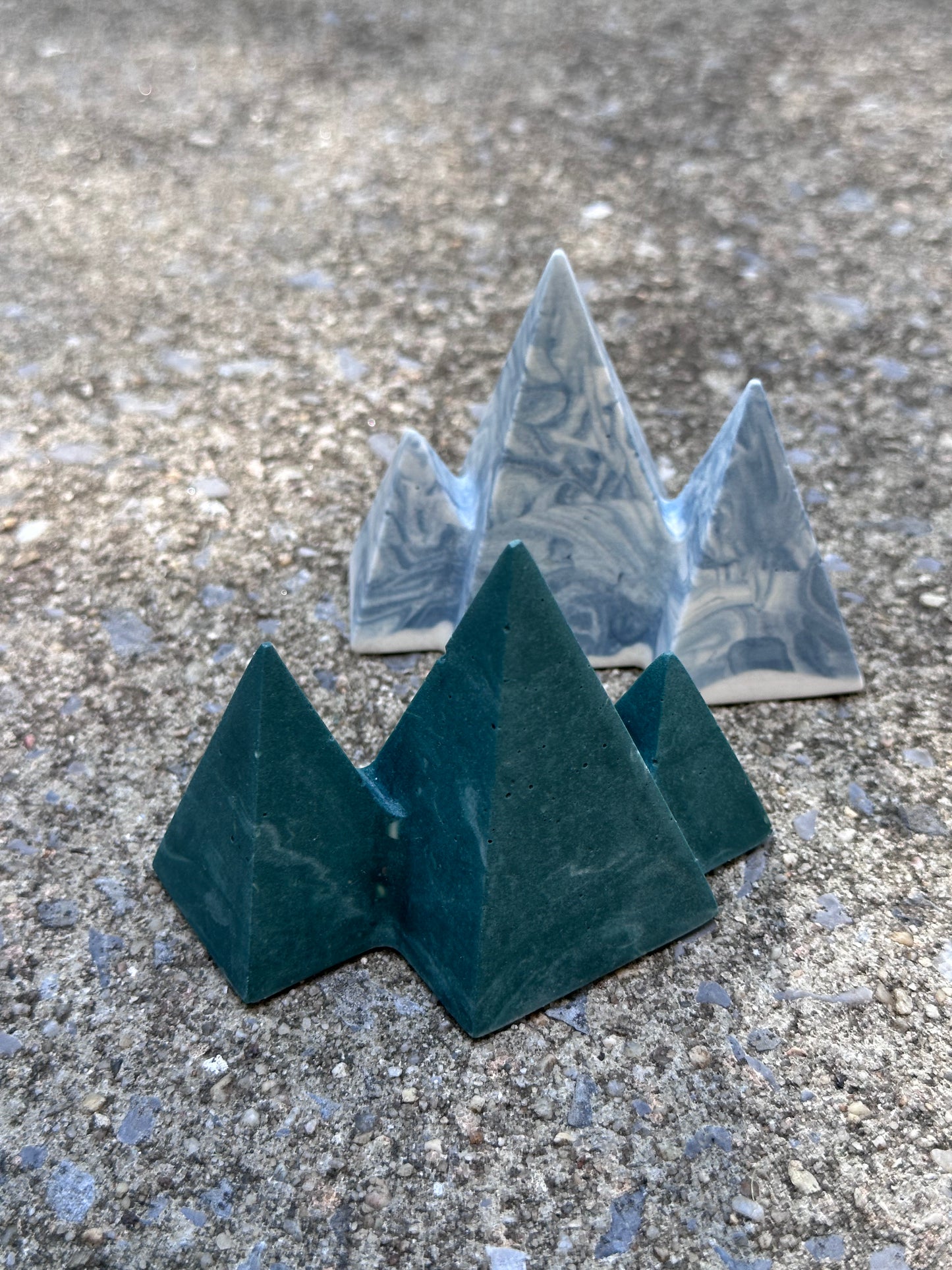 Pyramid Ring Holder