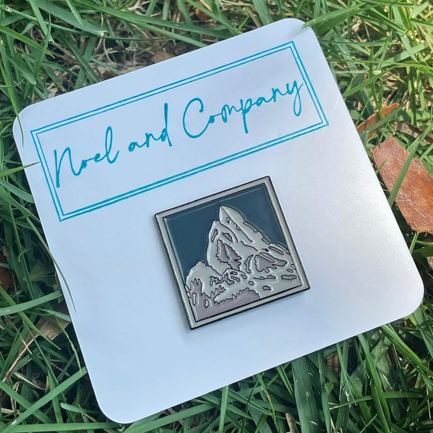 Expedition Pin - Noel and Company