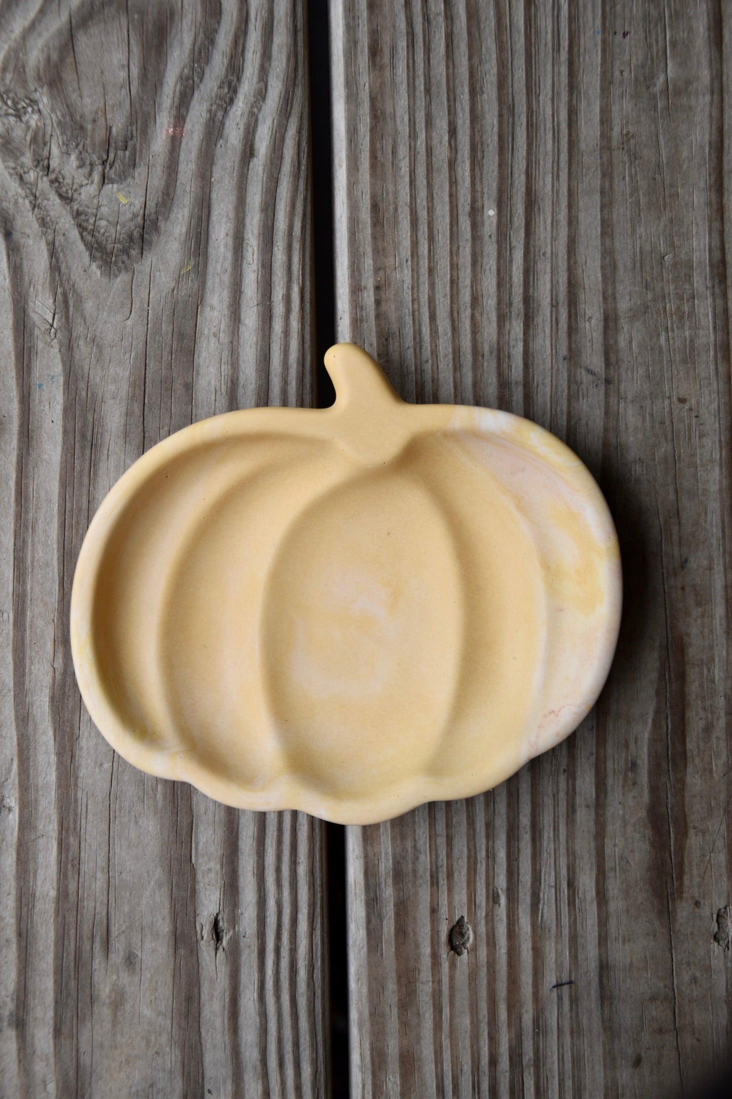 Pumpkin Dish - Noel and Company