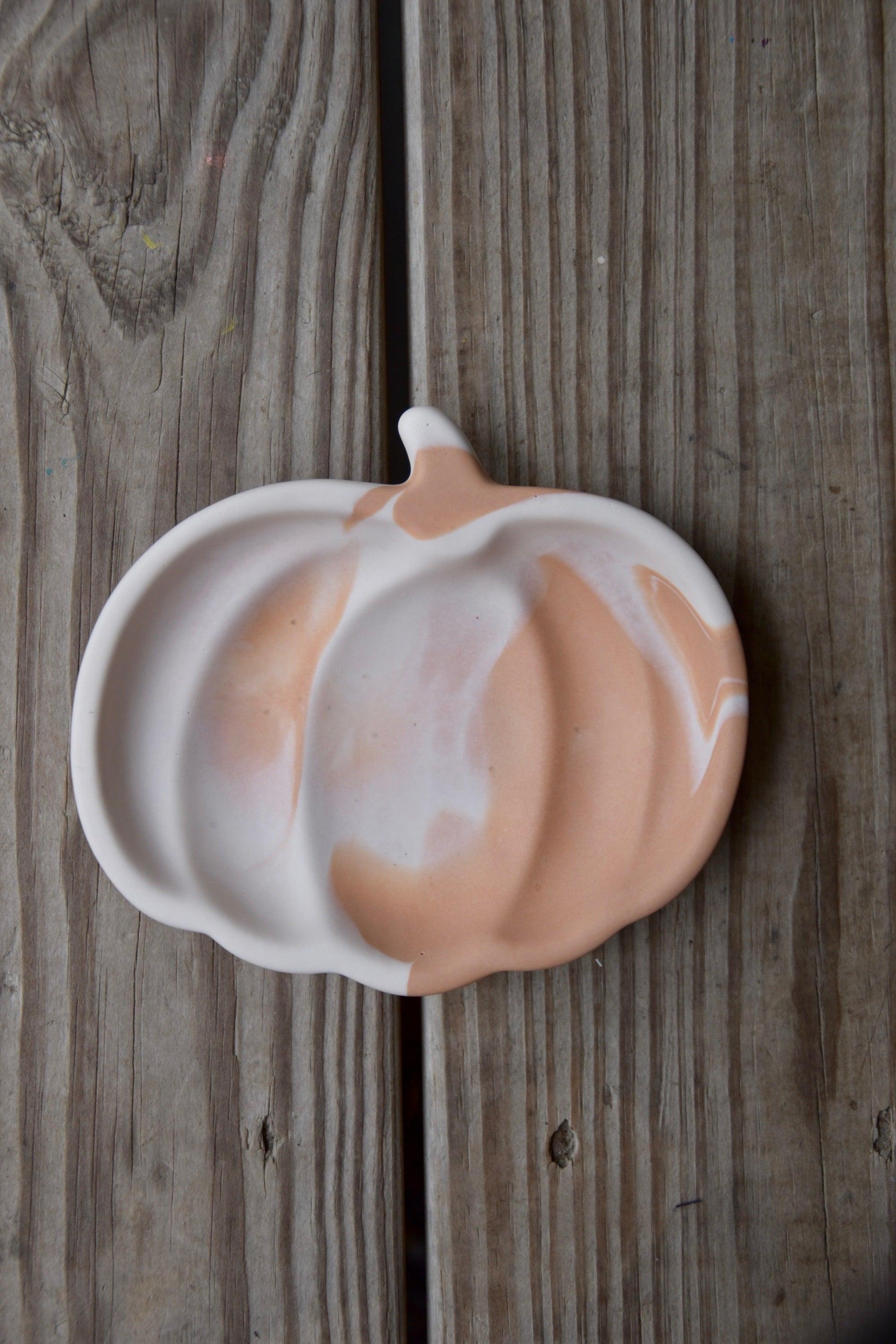 Pumpkin Dish - Noel and Company